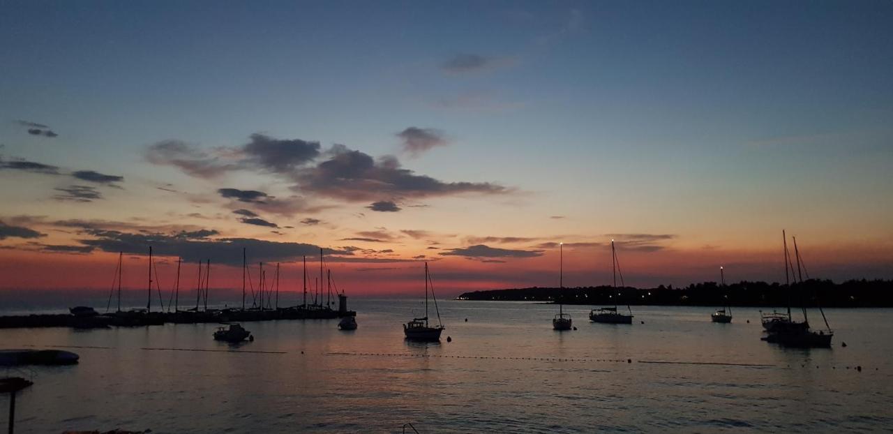 Nina Deluxe Superior 5 Star Apartment, Your Piece Of Heaven By The Sea & Park Novigrad (Istria)