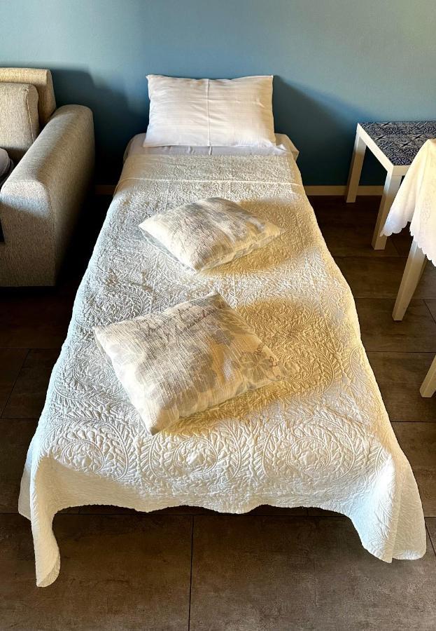 Nina Deluxe Superior 5 Star Apartment, Your Piece Of Heaven By The Sea & Park Apartment